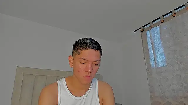 JulianRose 1 online show from February 2026 11:32:01 AM