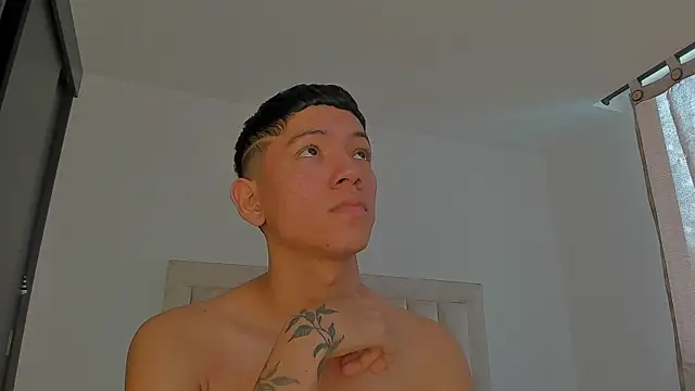 JulianRose 1 online show from February 2026 02:29:01 PM