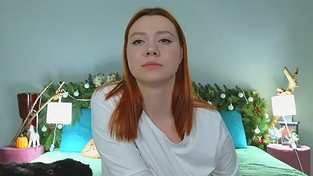 Snapshot of MileyMiller chatting on January 2025 05:34:01 PM MileyMiller online show from January 2025 05:34:01 PM