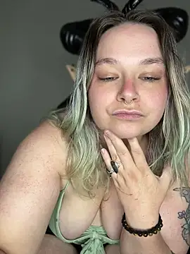 kitten0760 online show from June 2026 07:00:02 PM