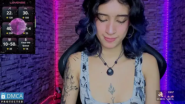 BellaOdisea online show from October 2025 07:06:01 PM