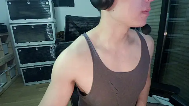 Tkcqcc online show from March 2026 03:21:02 PM