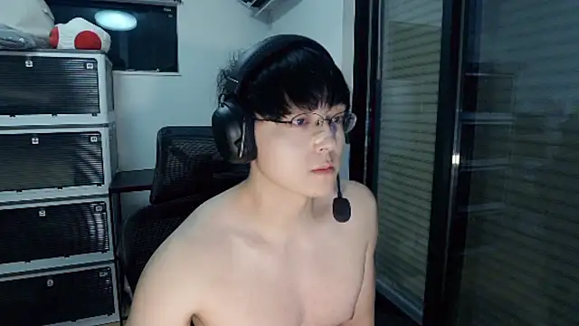 Tkcqcc online show from March 2026 07:04:02 PM