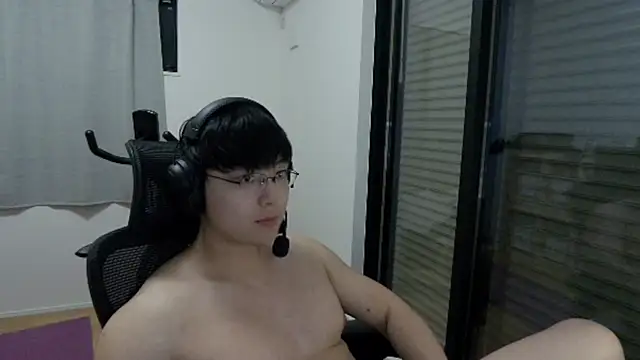 Tkcqcc online show from October 2025 04:44:02 PM