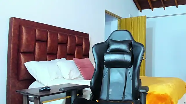 sexy blackman3606 online show from February 2026 02:24:01 AM