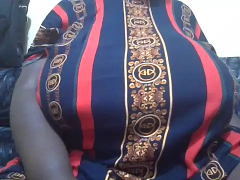 Snapshot of pritty-leila chatting on May 2026 08:29:02 PM pritty-leila online show from May 2026 08:29:02 PM