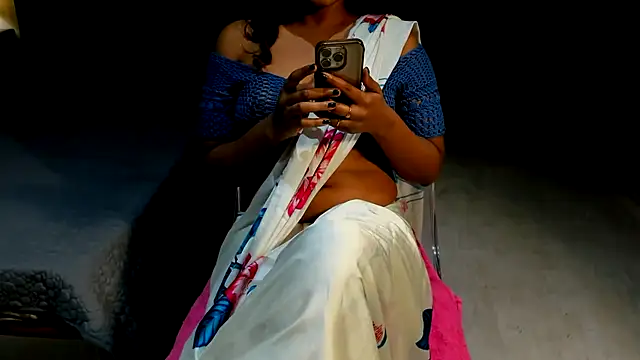 Snapshot of Bad_Girl_Kayra69 chatting on June 2026 09:03:01 PM Bad Girl Kayra69 online show from June 2026 09:03:01 PM