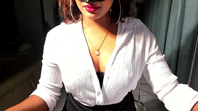 Bad Girl Kayra69 online show from January 2026 07:29:02 PM