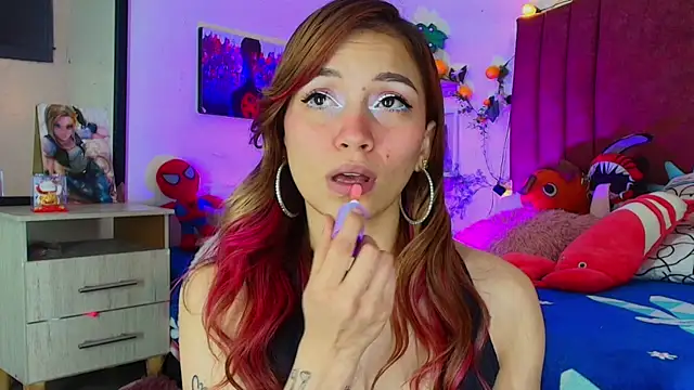 alisson zafiro  online show from November 2025 03:22:02 AM