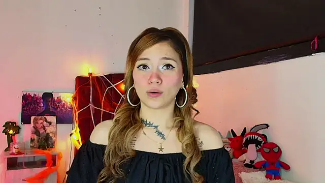 alisson zafiro  online show from October 2025 03:05:01 AM