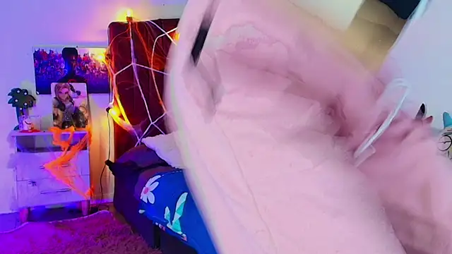 alisson zafiro  online show from October 2025 03:16:01 AM