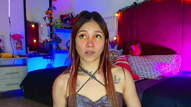 alisson zafiro  online show from January 2026 03:32:01 AM