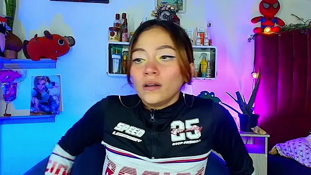 alisson zafiro  online show from March 2026 03:24:01 AM