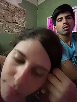 FlorBich online show from March 2026 06:15:02 PM