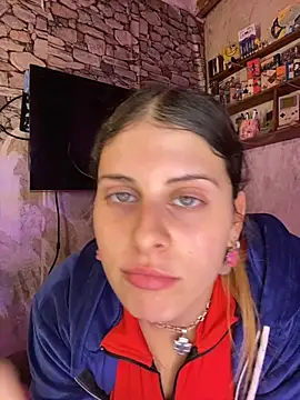 FlorBich online show from May 2026 03:21:01 AM