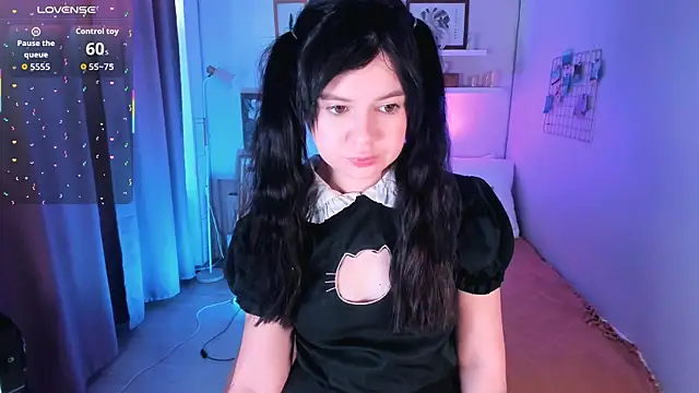 Snapshot of Lil_Amelie chatting on July 2026 08:08:02 AM Lil Amelie online show from July 2026 08:08:02 AM