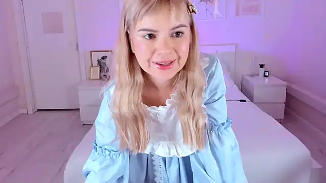 Lil Amelie online show from April 2026 08:17:02 AM