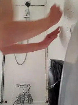 fastfun2012 online show from February 2026 09:39:02 AM