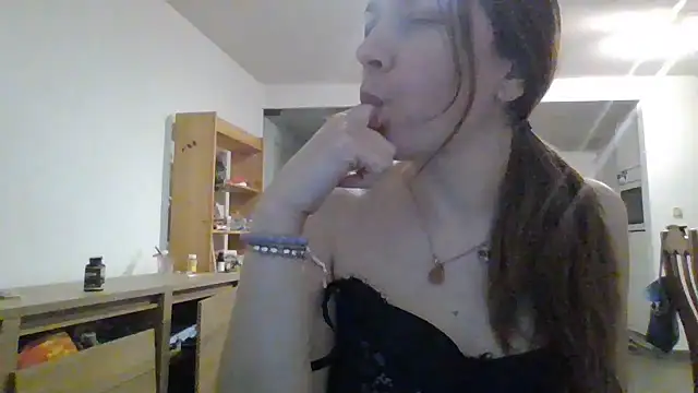 Snapshot of JasmineGlamour chatting on April 2026 06:54:01 PM JasmineGlamour online show from April 2026 06:54:01 PM