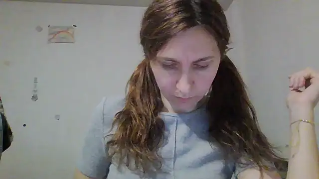 Snapshot of JasmineGlamour chatting on December 2025 08:10:02 PM JasmineGlamour online show from December 2025 08:10:02 PM