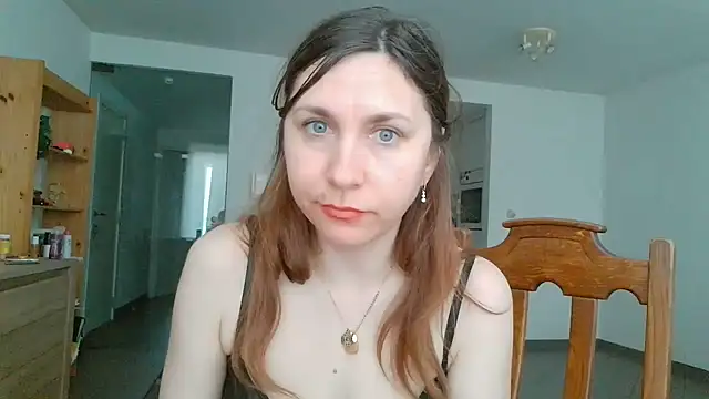 Snapshot of JasmineGlamour chatting on April 2026 06:37:01 PM JasmineGlamour online show from April 2026 06:37:01 PM