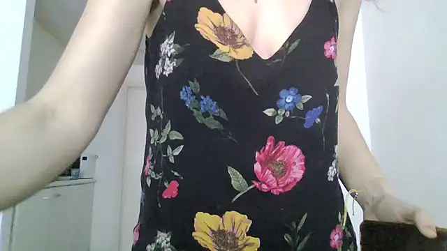 Snapshot of JasmineGlamour chatting on March 2026 11:17:01 AM JasmineGlamour online show from March 2026 11:17:01 AM