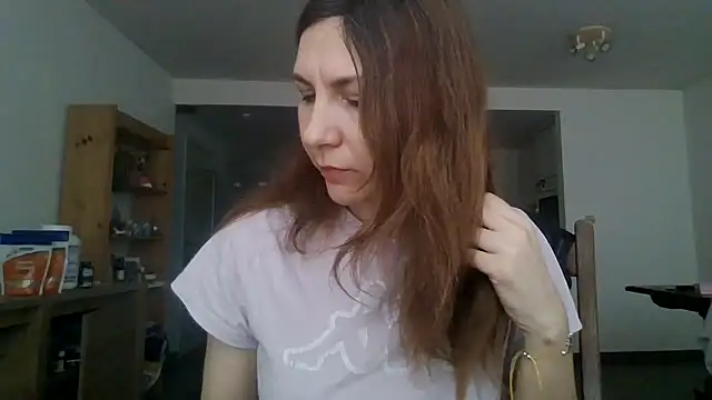 Snapshot of JasmineGlamour chatting on April 2026 10:22:02 AM JasmineGlamour online show from April 2026 10:22:02 AM