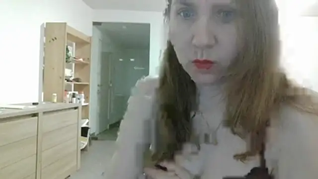Snapshot of JasmineGlamour chatting on May 2026 01:04:03 AM JasmineGlamour online show from May 2026 01:04:03 AM