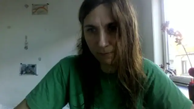 Snapshot of JasmineGlamour chatting on November 2025 10:19:02 AM JasmineGlamour online show from November 2025 10:19:02 AM