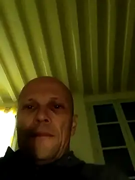 wedge75 online show from October 2025 09:44:02 AM