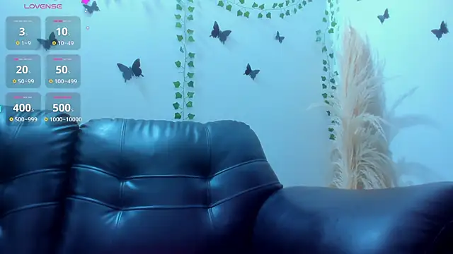 Amani Bakir online show from December 2025 01:10:02 PM