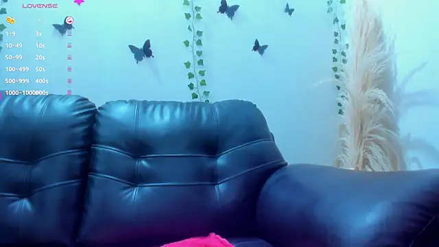 Amani Bakir online show from November 2025 01:10:02 PM