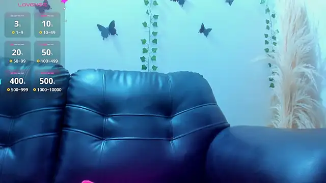 Amani Bakir online show from November 2025 01:04:02 PM