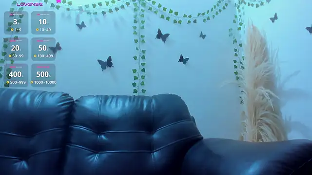 Amani Bakir online show from December 2025 12:43:02 PM