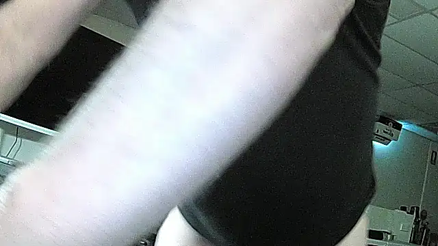 Nice8inchaussie online show from October 2025 08:49:02 AM