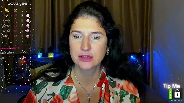 Alianna Solo Kisses online show from December 2025 06:23:01 AM