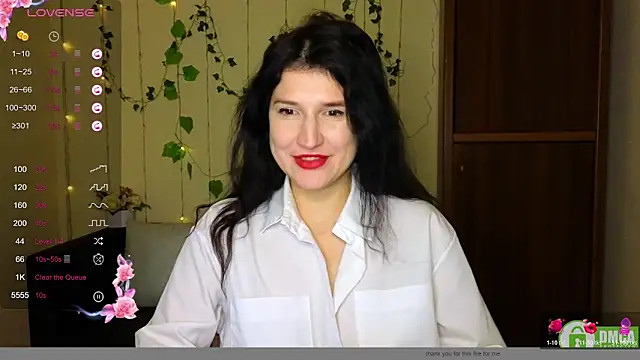 Alianna Solo Kisses online show from February 2026 06:20:01 AM