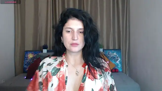 Alianna Solo Kisses online show from March 2025 03:33:01 PM