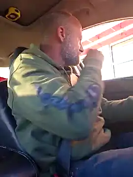 Stickybros2u online show from December 2024 03:12:02 PM