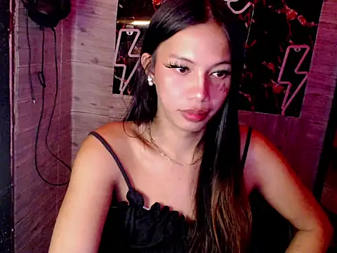 whiteladyboy online show from October 2025 03:41:02 AM