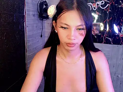 whiteladyboy online show from September 2025 06:53:01 AM