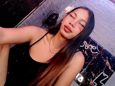 whiteladyboy online show from September 2025 08:59:02 PM