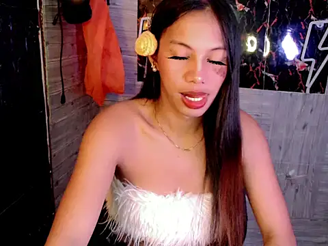 whiteladyboy online show from October 2025 07:09:02 AM