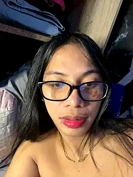 whiteladyboy online show from November 2025 06:56:02 AM