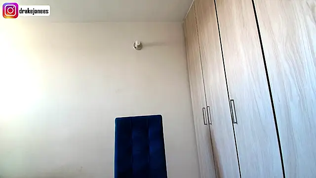 god drake online show from September 2025 06:14:02 PM