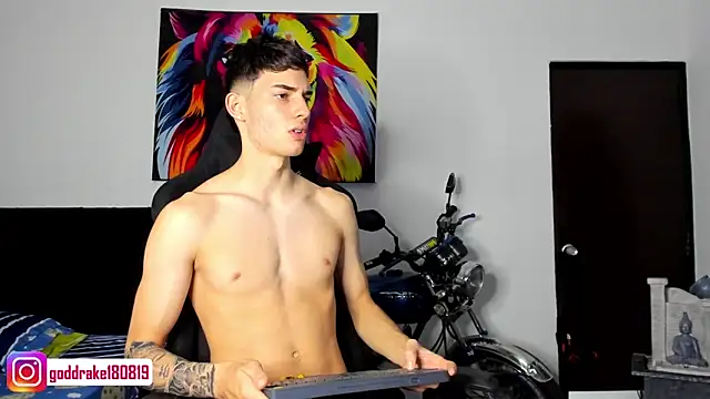 god drake online show from January 2025 03:45:01 PM