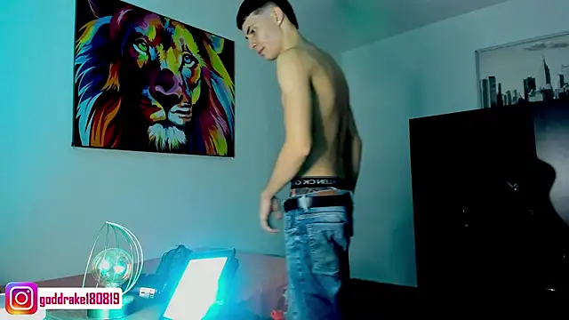 god drake online show from December 2024 06:39:01 PM