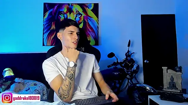 god drake online show from January 2025 09:39:02 PM