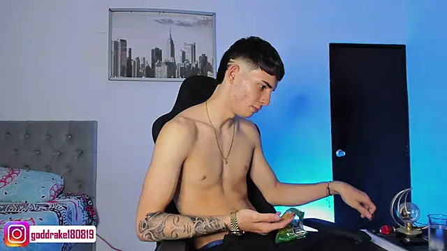 god drake online show from January 2025 08:11:02 AM