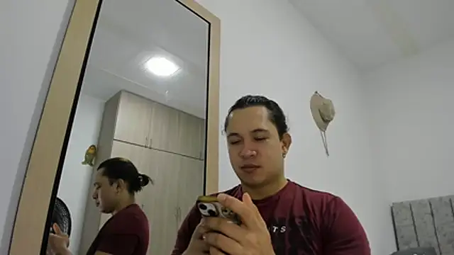 Valerioe online show from March 2026 12:06:02 PM